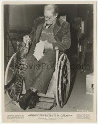 4x293 DUEL IN THE SUN candid 8x10.25 still '47 Lionel Barrymore playing with cat on the set!