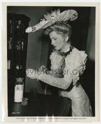 4x459 IVY 8.25x10 still '47 Joan Fontaine as the screen murderess with a bottle of poison!