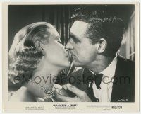 4x905 TO CATCH A THIEF 8x10 still R63 beautiful Grace Kelly & Cary Grant about to kiss, Hitchcock