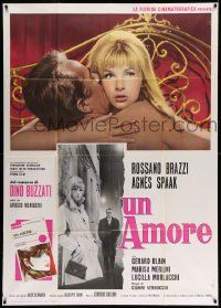 4y684 UN AMORE Italian 1p '65 close image of Rossano Brazzi & sexy Agnes Spaak naked in bed!