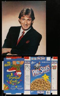 5a305 LOT OF 2 WAYNE GRETZKY MISCELLANEOUS ITEMS '80s publicity photo & Pro Stars cereal box!
