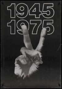5f331 1945-1975 Polish 27x39 '75 wonderful artwork of fingers forming peace symbol by M. Baviera!