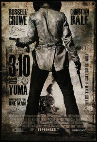5g002 3:10 TO YUMA advance 1sh '07 Russell Crowe & Christian Bale over white background!