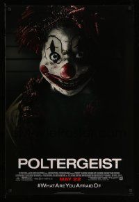 5g718 POLTERGEIST style C advance DS 1sh '15 close up image of incredibly creepy clown doll!