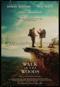 5g955 WALK IN THE WOODS advance DS 1sh '15 Robert Redford and Nick Nolte on edge of cliff!