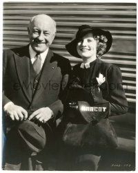 5m209 BUCCANEER candid 7.75x9.5 still '38 smiling Cecil B. DeMille & Margot Grahame by Don English!