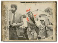 5m216 BURT REYNOLDS 8x11 news photo '73 testifying at the inquest of David Whiting, Miles' manager!