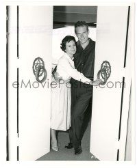 5m252 CHARLTON HESTON 8x10 still '60 with his wife Lydia welcoming guests into their new home!