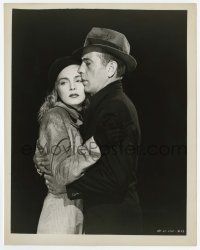 5m290 DEAD RECKONING 8.25x10.25 still '47 Lizabeth Scott & Humphrey Bogart over black background!