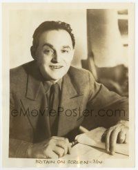 5m335 ERICH POMMER 8x10 news photo '37 the legendary German producer signs with London Films!