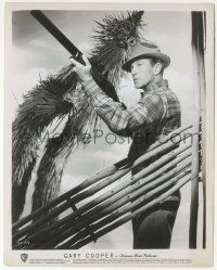 5m390 GARY COOPER 8x10.25 still '40s full-length aiming a shotgun from behind cover!
