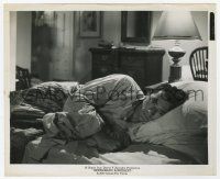 5m397 GENTLEMAN'S AGREEMENT 8.25x10 still '47 Elia Kazan, c/u of Gregory Peck laying in bed!