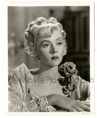 5m410 GLORIA GRAHAME 8x10.25 still '47 sexy close portrait in costume from Merton of the Movies!