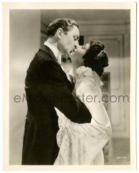5m431 GREAT ZIEGFELD 8x10 still '36 romantic close up of William Powell kissing Luise Rainer!