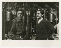 5m447 HEROES OF TELEMARK candid 8x10.25 still '66 film team of Kirk & 20 year-old Michael Douglas!