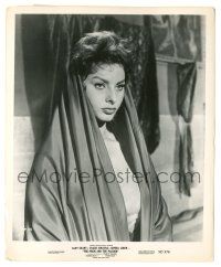 5m731 PRIDE & THE PASSION 8x10 still '57 best close portrait of beautiful Sophia Loren