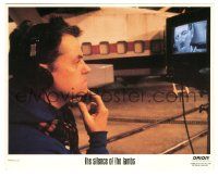 5m079 SILENCE OF THE LAMBS candid 8x10 mini LC '91 Jonathan Demme watches Hopkins on monitor!