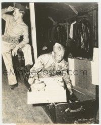 5m932 TOM, DICK & HARRY candid 7x8.75 still '41 director Garson Kanin is an army private now!