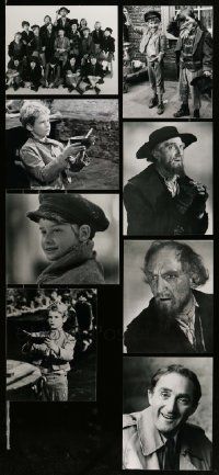 5s303 LOT OF 8 OLIVER REPRO 8X10 PHOTOS '80s great images from the classic Charles Dickens movie!