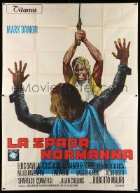 6f603 IVANHOE, THE NORMAN SWORDSMAN Italian 2p '71 art of Mark Damon swinging sword over his head!