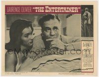 6j163 ENTERTAINER LC #4 '60 Shirley Anne Field attempts to comfort aging Laurence Olivier!