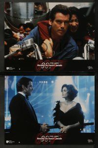 6k507 TOMORROW NEVER DIES 12 French LCs '97 Pierce Brosnan as Bond, Michelle Yeoh, Teri Hatcher!