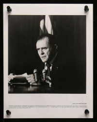 6m170 NIXON presskit w/ 11 stills '95 Anthony Hopkins as Richard Nixon, directed by Oliver Stone!