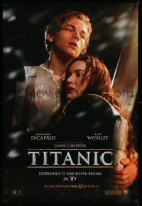 6r477 TITANIC DS 1sh R12 April 6 style, great romantic image of Leonardo DiCaprio & Kate Winslet!