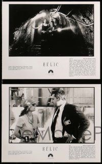 7a070 RELIC presskit w/ 16 stills '97 great images of Penelope Ann Miller, Tom Sizemore!