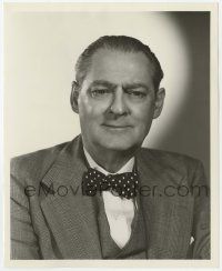 7d582 LIONEL BARRYMORE 8x10 still '40s great head & shoulders portrait wearing suit & bow tie!