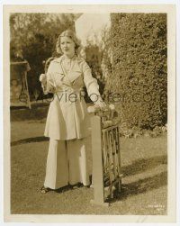 7d631 MARY CARLISLE 8x10 still '30s in cool outfit with croquet set at her new Beverly Hills home!