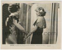 7d744 PURSUED 8.25x10 still '34 Pert Kelton offers advice to younger sexy Rosemary Ames!
