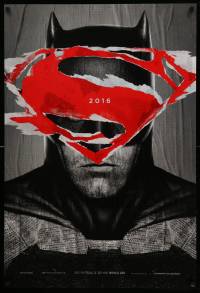 7g549 BATMAN V SUPERMAN teaser DS 1sh '16 cool close up of Ben Affleck in title role under symbol!