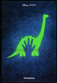 7g682 GOOD DINOSAUR advance DS 1sh '15 Raymond Ochoa, great art of green Apatosaurus and handprint!
