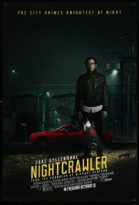 7g825 NIGHTCRAWLER advance DS 1sh '14 cool image of Jake Gyllenhaal with camera and sports car!