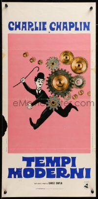 7m728 MODERN TIMES Italian locandina R72 art of Charlie Chaplin and many gears!