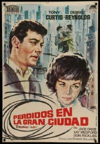 7t153 RAT RACE Spanish '62 Debbie Reynolds & Tony Curtis will do anything to get to the top!