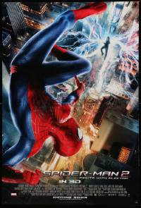 7w530 AMAZING SPIDER-MAN 2 int'l advance DS 1sh '14 Fights with Electro, great far away image!
