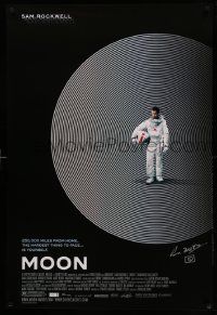 7w039 MOON signed 1sh '09 by director Duncan Jones, great image of lonely Sam Rockwell!