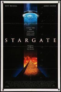 7z829 STARGATE 1sh '94 Kurt Russell, James Spader, a million light years from home!
