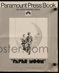 8h698 PAPER MOON pressbook '73 great image of smoking Tatum O'Neal with dad Ryan O'Neal!