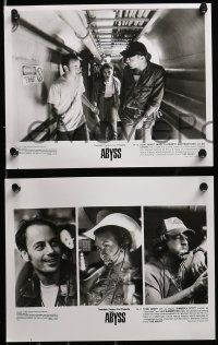 8h085 ABYSS presskit w/ 13 stills '89 directed by James Cameron, Ed Harris, lots of cool content!