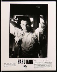 8h144 HARD RAIN presskit w/ 11 stills '98 Morgan Freeman, Christian Slater runs for his life!