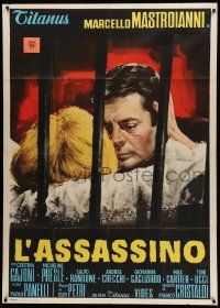 8j753 LADYKILLER OF ROME Italian 1p '61 L'assassino, art of Marcello Mastroianni behind bars!