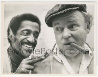 8r062 ALL IN THE FAMILY TV 7x9 still '72 classic episode with Sammy Davis Jr. & Carroll O'Connor!