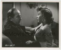 8r457 HUMAN DESIRE 8x10 still '54 sexy Gloria Grahame explains to unbelieving Broderick Crawford!