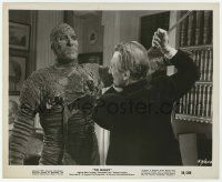 8r661 MUMMY 8.25x10 still '59 Peter Cushing attacking Christopher Lee as the bandaged monster!