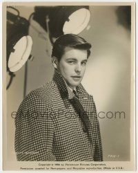 8r775 ROBERT WAGNER 8x10 still '56 handsome portrait before studio cameras from Kiss Before Dying!