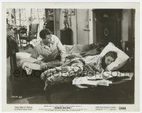 8r778 ROMAN HOLIDAY 8x10.25 still '53 Gregory Peck wakes & looks at sleeping Audrey Hepburn!