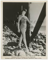 8r824 SHIRLEY MACLAINE 8x10.25 still '57 super young in swimsuit standing on rocks under pier!